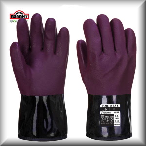 Colore: Nero/Porpora