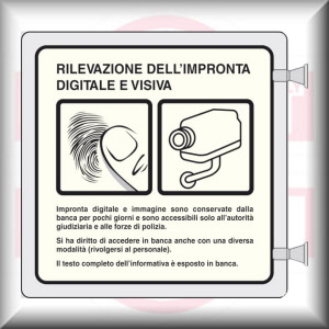 DIMENSIONE E MATERIALE: cm 12x12 - PLEXIGLASS  OPALINO A BANDIERA