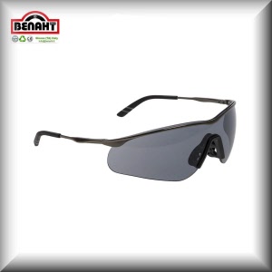 Colore: Grigio fumo