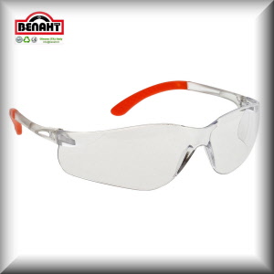 Colore: Chiaro/Arancio